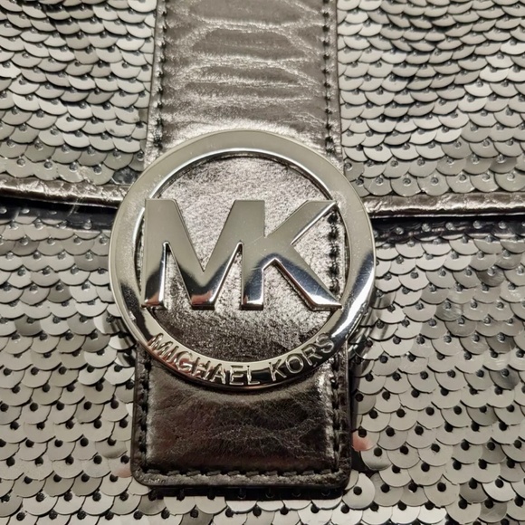 MICHAEL KORS Gunmetal/Dark Silver Sequin Purse - Picture 7 of 13